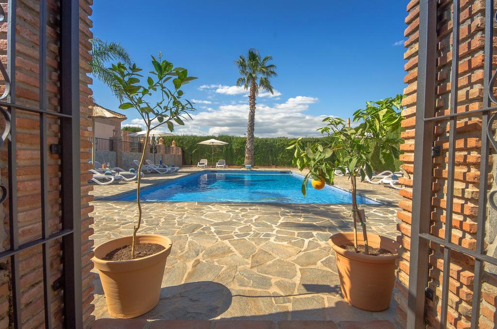 Villa Conmigo Bed & Breakfast Alhaurín de la Torre Dış mekan fotoğraf