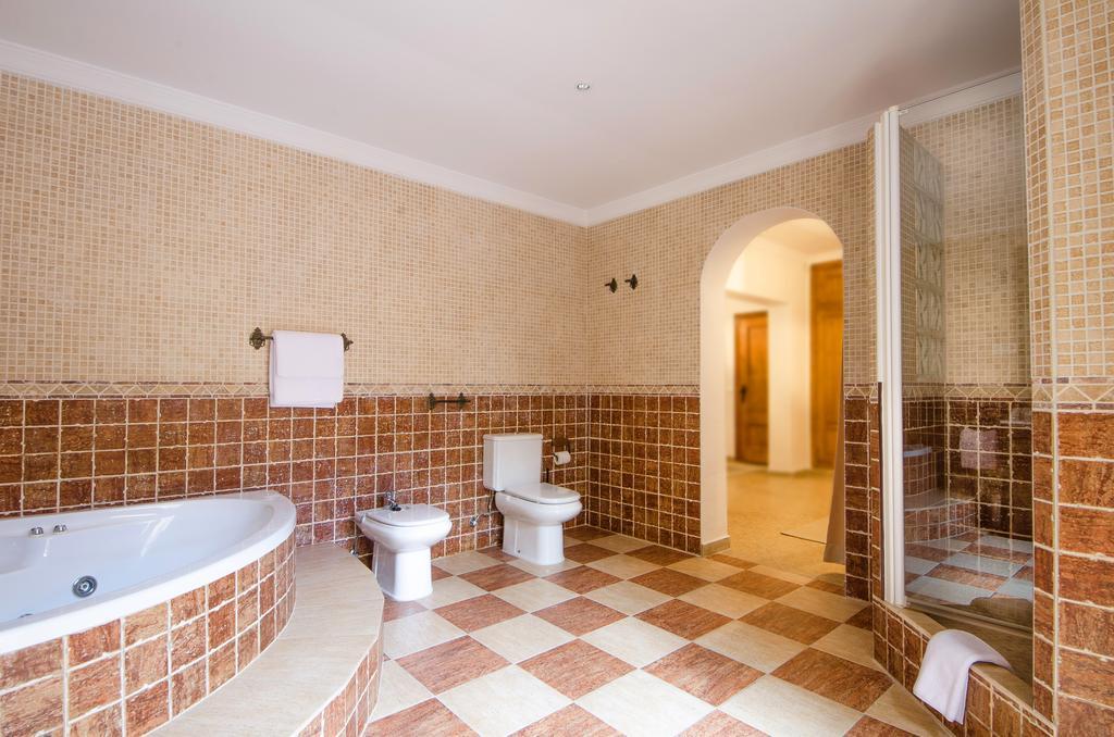 Villa Conmigo Bed & Breakfast Alhaurín de la Torre Dış mekan fotoğraf
